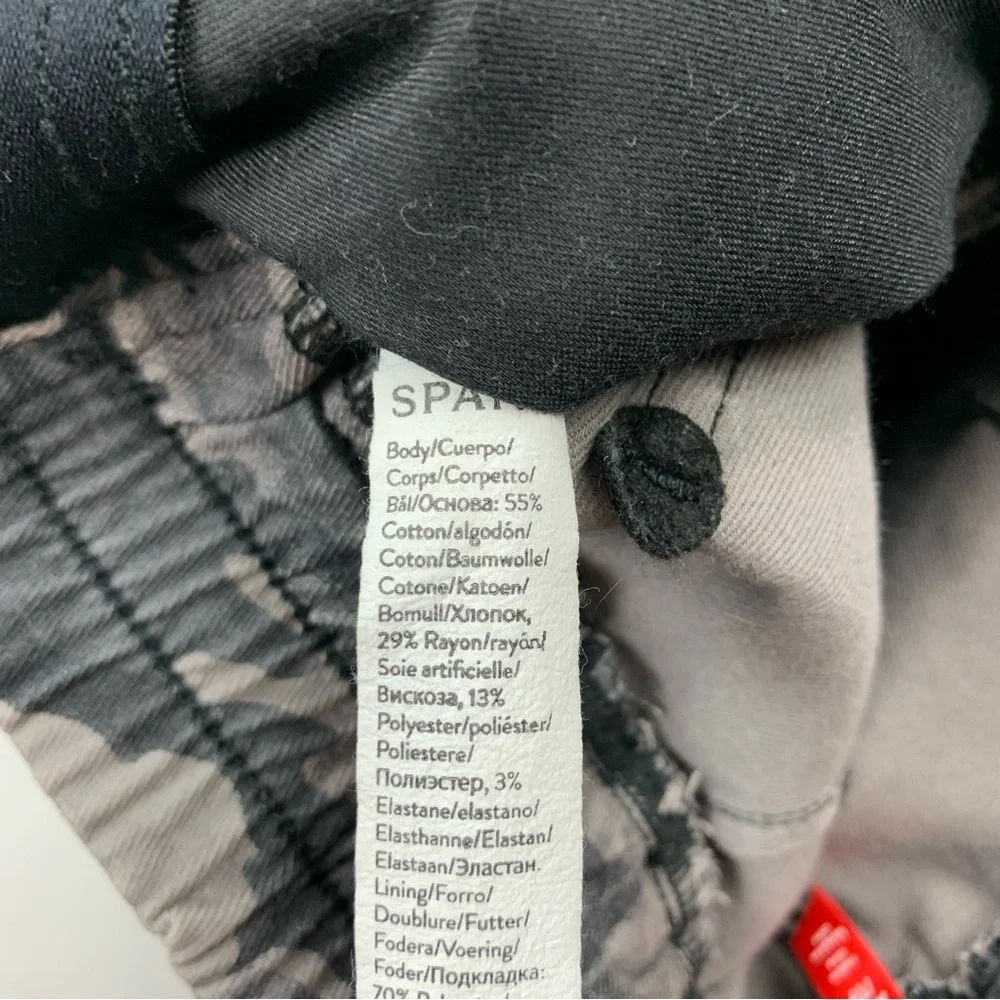 SPANX Gray Camo Jogger Pants XS - Picture 7 of 12